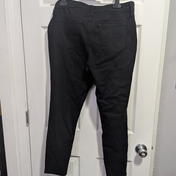 Maternity Skinny Jeans - Picture 2 of 4